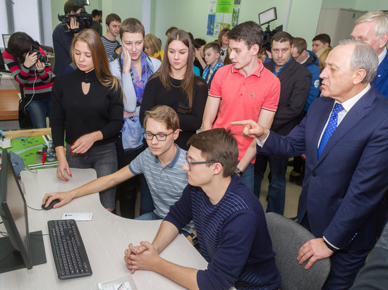 Гагаринский университет на Салоне инноваций презентовал научно-информационный центр