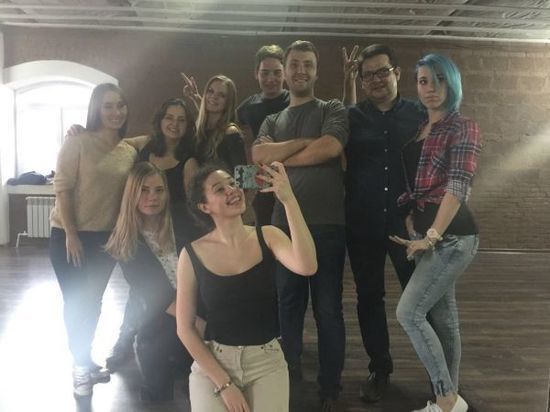 "МК в Астрахани" обучил журналистов латинским танцам