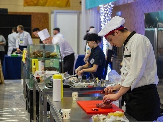 В Южно­-Сахалинске прошел десятый чемпионат кулинарного искусства и сервиса