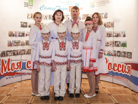В Москве состоялась торжественная церемония награждения победителей Всероссийского конкурса «Семья года» В Москве состоялась торжественная церемония награждения победителей Всероссийского конкурса «Семья года»