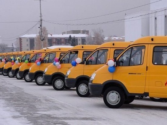 В 2017 году школы Тувы получат 22 новых автобуса