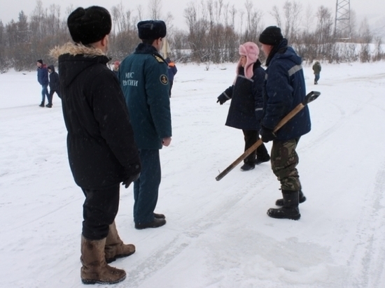 Две ледовые переправы в Туве допущены к эксплуатации