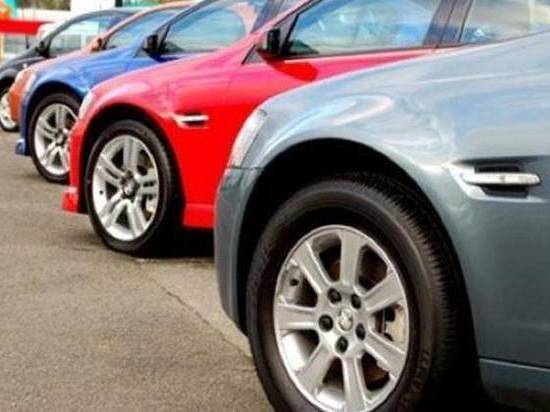 Для чиновников Ростовской области арендуют машины на 290 млн рублей
