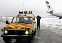 Из-за снегопадов, начавшихся аккурат в первый день зимы, в столичных аэропортах было задержано более 400 рейсов