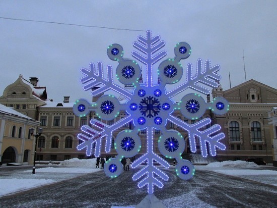 "Снежинка которая поёт"  установлена в Рыбинске