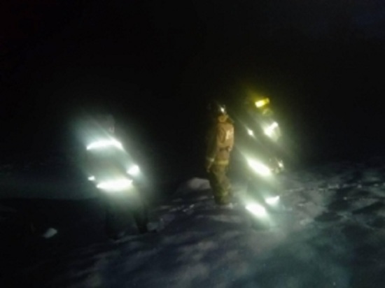 Провалился под лед – в Приволжске спасли рыбака
