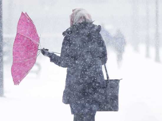 На Оренбуржье в ближайшие сутки обрушится снегопад 