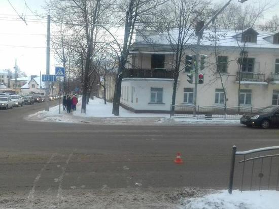 Автобус сбил ребенка на пешеходном переходе в Калуге 