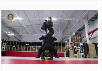 Рамзан Кадыров и боец ММА Александр Емельяненко устроили соревнования в чеченском бойцовом клубе "Ахмат"