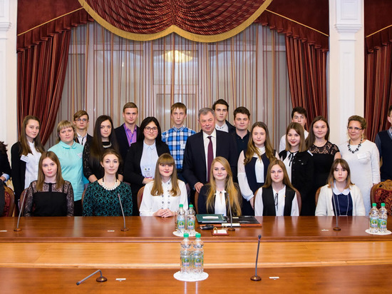 Активная молодежь встретилась с губернатором Калужской области 