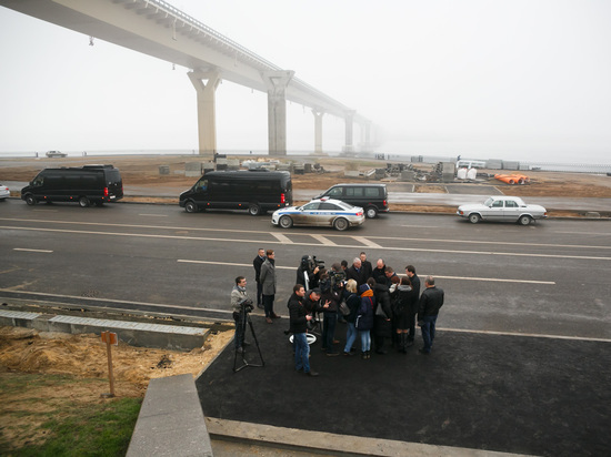 В Волгоградской области готовят к вводу в эксплуатацию рокадную дорогу и мост через Ахтубу