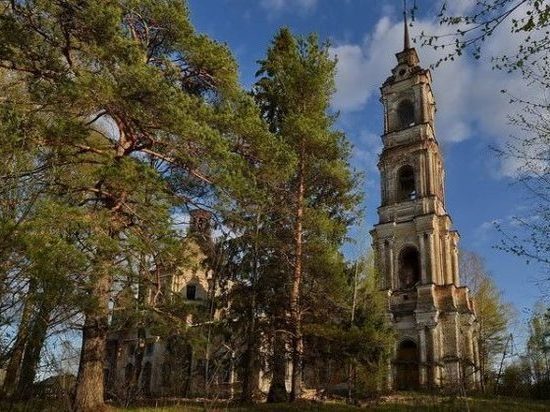 В Пеньках Костромской области восстанавливают храм Воскресения Христова
