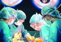 Хирурги удаляют огромные опухоли и виртуозно меняют аортальные клапаны