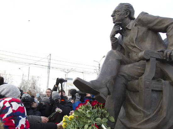 В краевой столице открылся памятник выдающемуся балетмейстеру