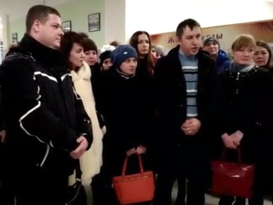 Возмущенные увольнением директора оренбургской школы №86 обратились к губернатору