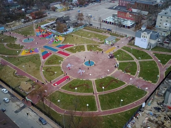 Главную елку Калуги перенесут в новый городской парк 