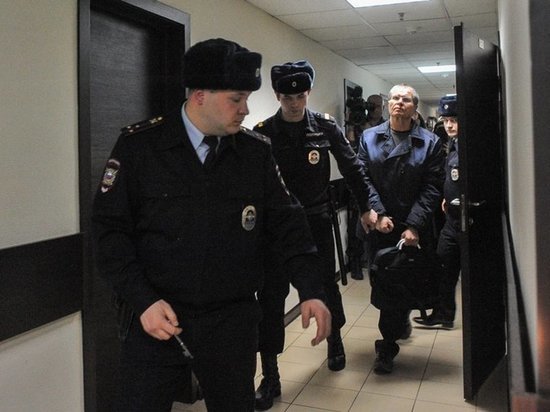 Ранее о возможности досрочного освобождения Улюкаева сообщил источник ТАСС 