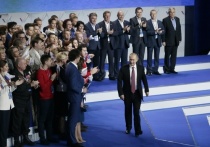 Форум Народного фронта не прояснил роль движения в избирательной кампании президента, зато позволил Владимиру Путину выступить с первой после выдвижения предвыборной речью