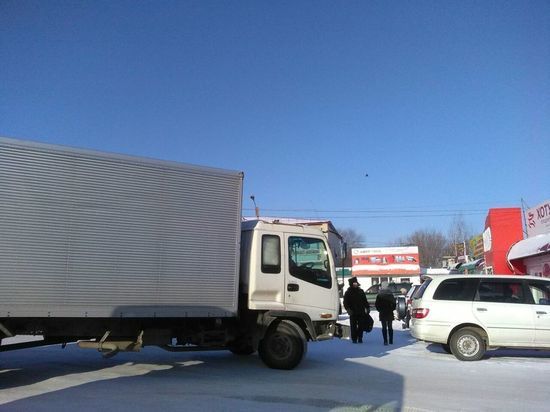 Стачка водителей большегрузного транспорта началась снова.