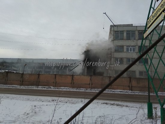 В Бугуруслане загорелся завод «Радиатор»