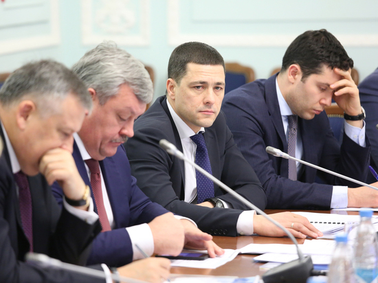 Врио губернатора Псковской области угодил в «жёлтую» группу