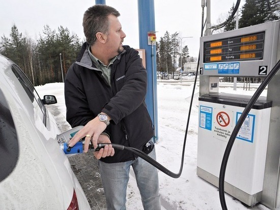 Губернатор потребовал не допустить роста цен на бензин в Костромской области
