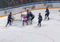 На «ВТБ-Арене» состоялось хоккейное дерби, в котором московское «Динамо» сыграло против ЦСКА
