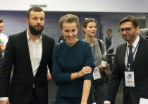 Центральная избирательная комиссия официально разрешила телеведущей Ксении Собчак открыть специальный избирательный счет и приступить к сбору подписей избирателей