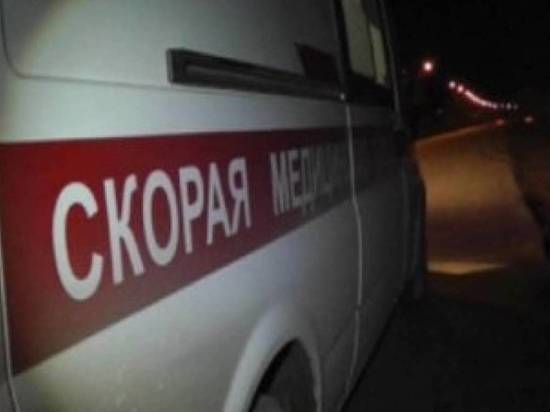 Соцсети: в Оренбурге фельдшеры уронили носилки пострадавшего в ДТП пешехода