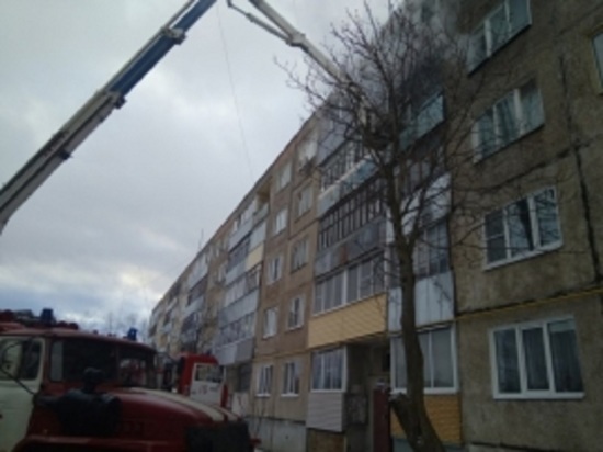 Пожар в Рыбинской многоэтажке: пострадало несколько человек