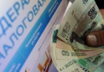 Президент страны Владимир Путин сделал щедрый предновогодний подарок миллионам россиян — предложил списать долги по так называемым «безнадежным» или «некорректным» налогам