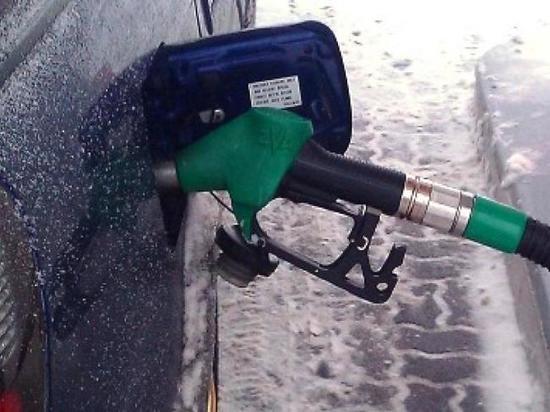 В Оренбурге цены на бензин и дизтопливо продолжают расти