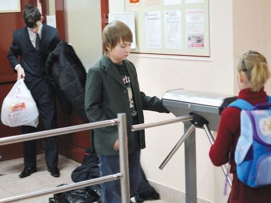 После ЧП в Перми оренбургские школы ждут проверки