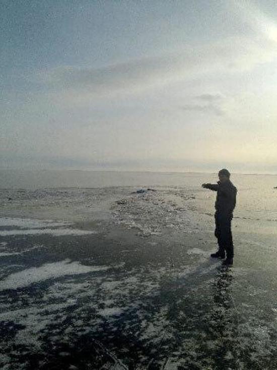 Жертвами неокрепшего льда стали рыбаки
