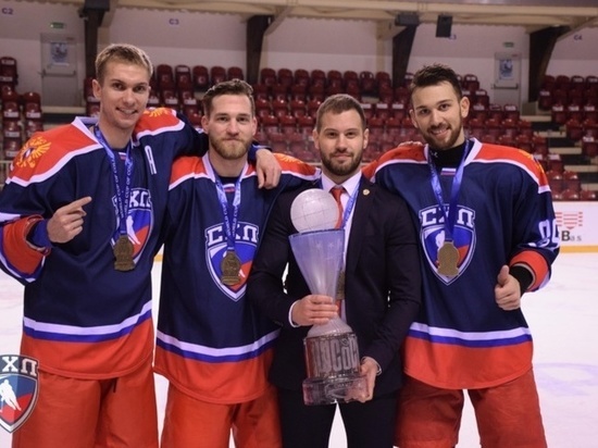 Нижегородцы вписали свои имена в историю международного студенческого хоккея