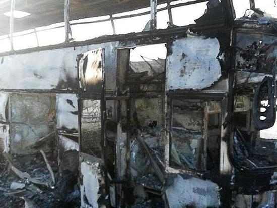 Сгоревший в Казахстане автобус, в котором погибли люди должен был ехать через Оренбург