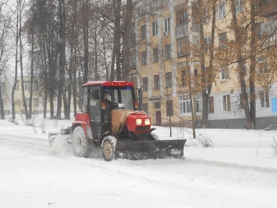 Прокуратура не нагрянет, чиновник не опомнится: после представления прокуратуры в Туле чистят снег 