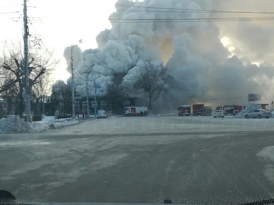 Стала известна причина пожара в историческом здании в Барнауле