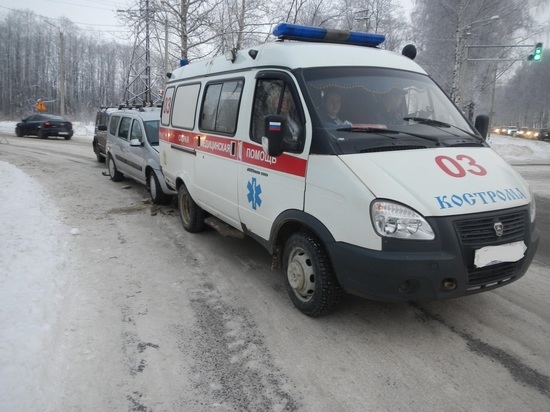 В Костроме в ДТП попала машина скорой помощи