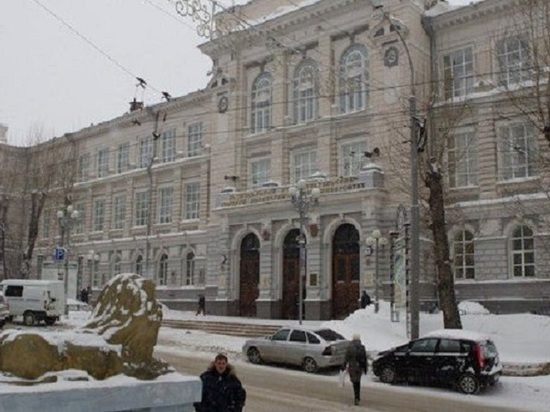 Томский студент из-за взятки пойдет под суд наряду со своим преподавателем