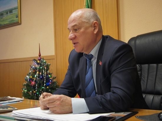 Глава опорного муниципалитета Свердловской области празднует день рождения