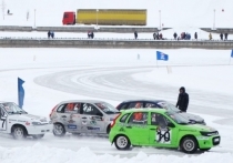 В воскресенье, 28 января, на льду Чебоксарского залива прошел первый этап Кубка России по автомобильному спорту в дисциплине «Ледовые гонки»
