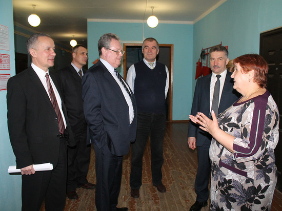 Заместитель Губернатора Вологодской области Эдуард Зайнак побывал с рабочим визитом в Шекснинском районе