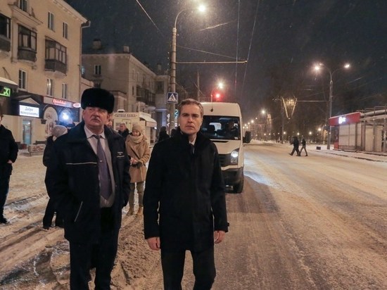 Глава Нижнего Новгорода продолжает ночные объезды улиц