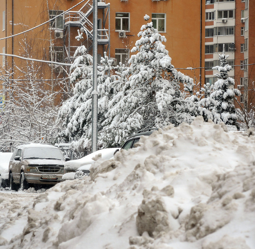 Снег-разрушитель: московская непогода побила все рекорды