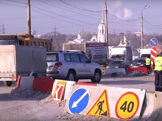 Транспортный коллапс в Нижнем Новгороде: Мызинский мост треснул