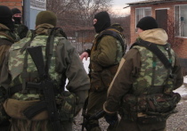 В Дагестане утром в понедельник по данным источника в силовых структурах оперативники ФСБ провели ряд обысков у высших должностных лиц