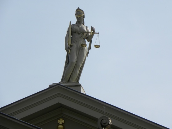 Эксперты считают, что судебный процесс превращается в дело против украинской власти