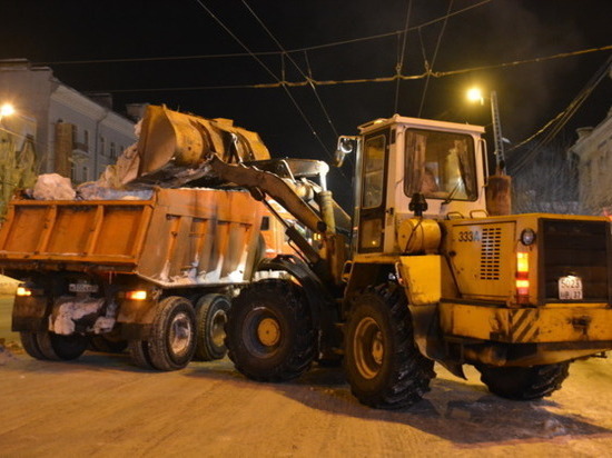 Снег да снег кругом: ивановская мэрия рапортует – за ночь вывезли 3,3 тыс.куб снега