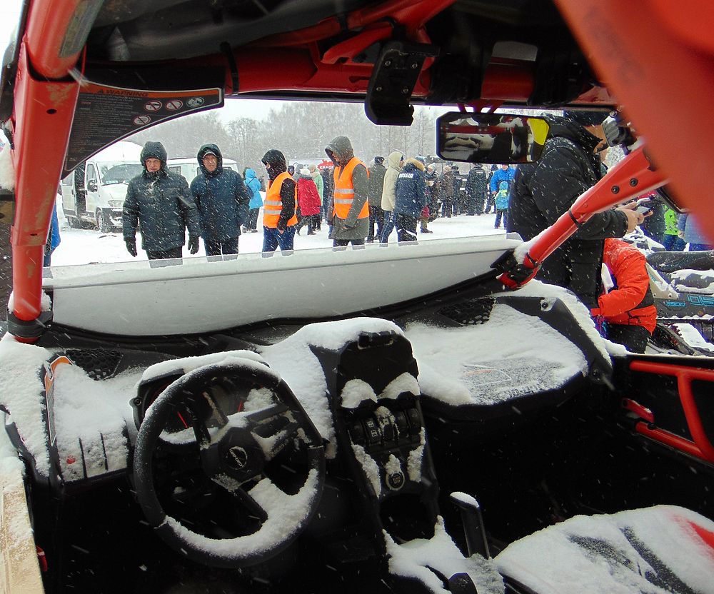 Снегоходный биатлон в Костроме: как это было